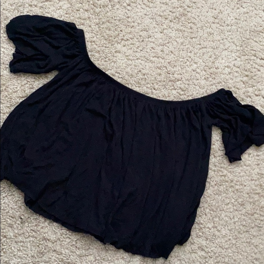 Off the shoulders black crop top